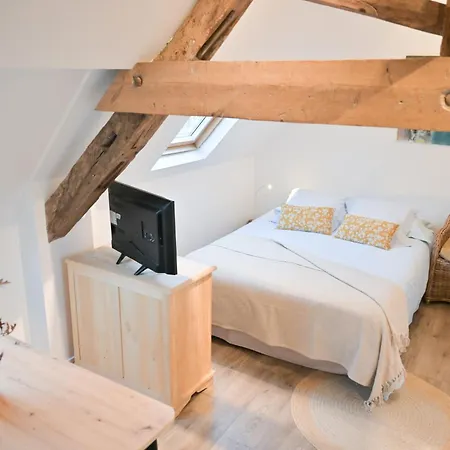 Republique Normandie Apartment